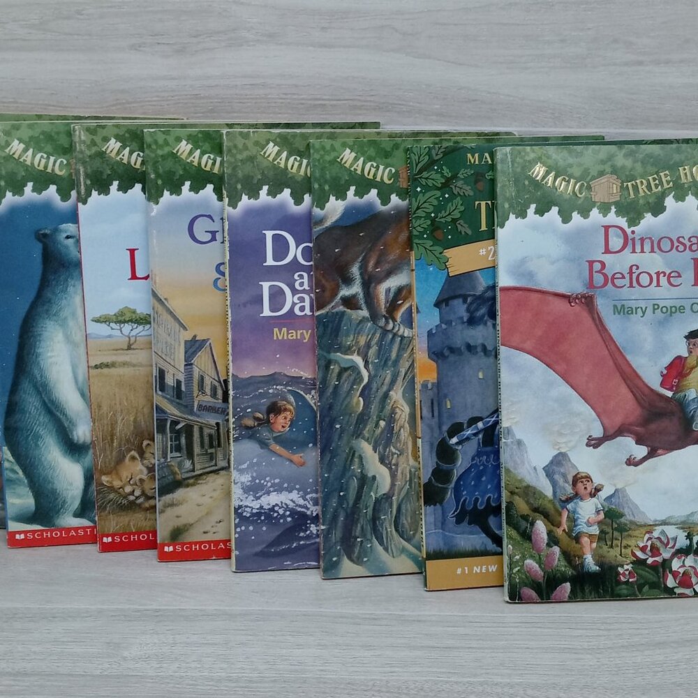 8x Magic Tree House Chapter Books. Mary Pope Osborne 1,2, 7, 9-13